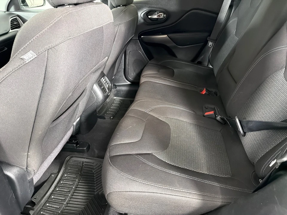 2020 Jeep KL Cherokee - Image 19 of 27