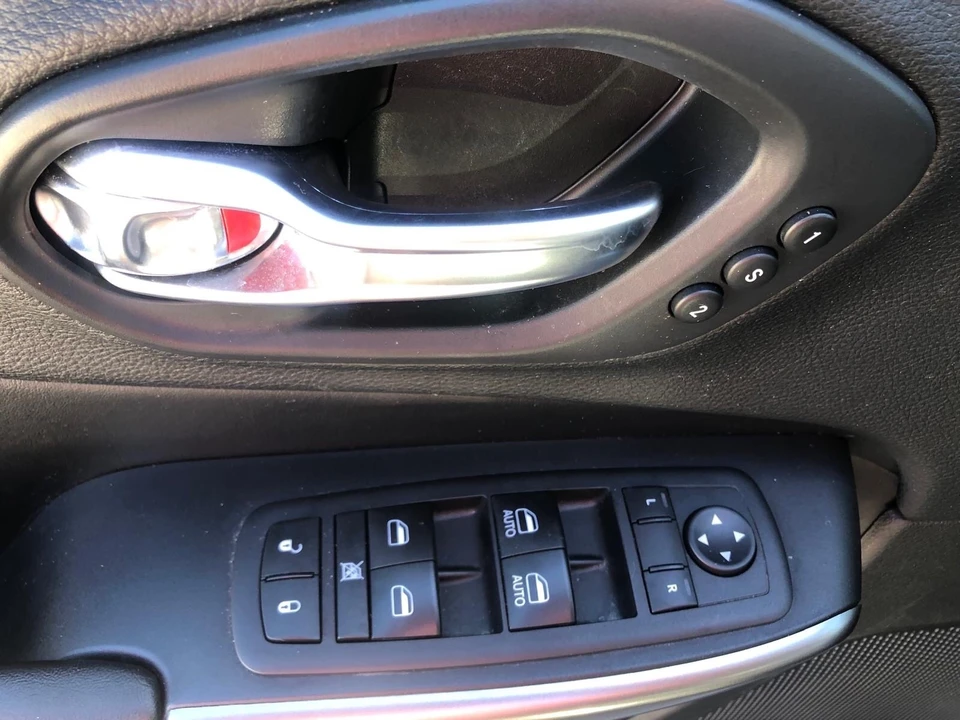 2020 Jeep KL Cherokee - Image 11 of 14