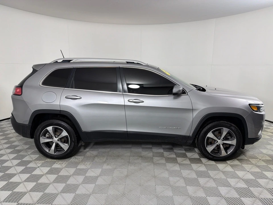 2020 Jeep KL Cherokee - Image 4 of 12