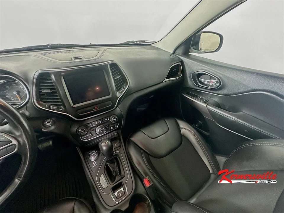2020 Jeep KL Cherokee - Image 11 of 12
