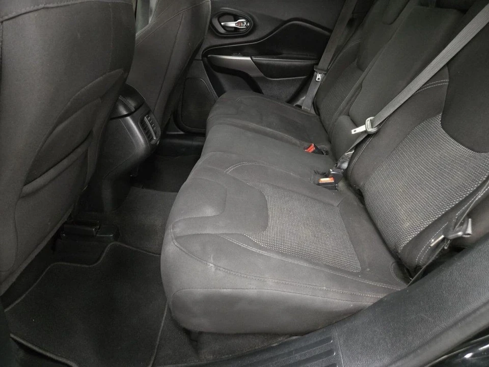 2020 Jeep KL Cherokee - Image 8 of 12
