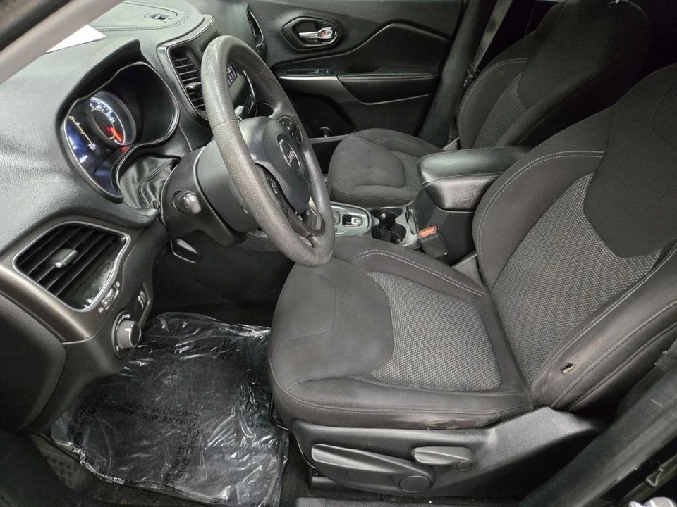 2020 Jeep KL Cherokee - Image 6 of 12