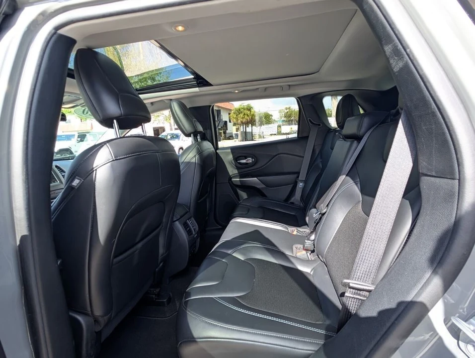 2020 Jeep KL Cherokee - Image 12 of 21