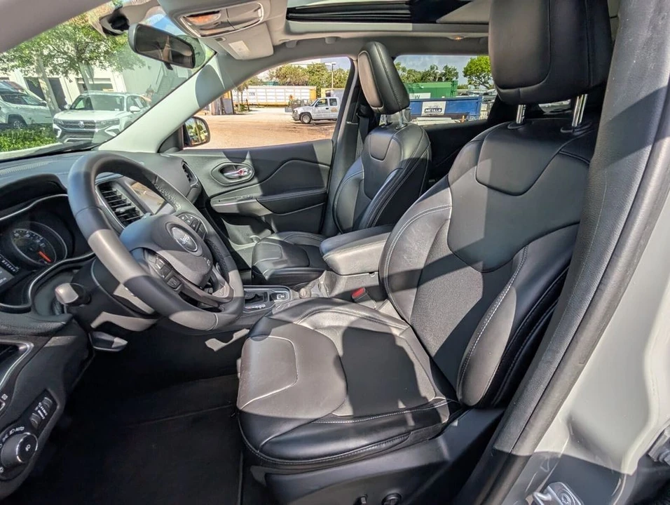 2020 Jeep KL Cherokee - Image 10 of 21