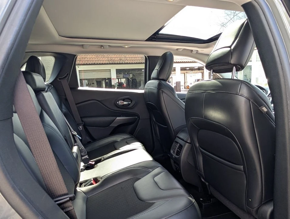 2020 Jeep KL Cherokee - Image 17 of 21