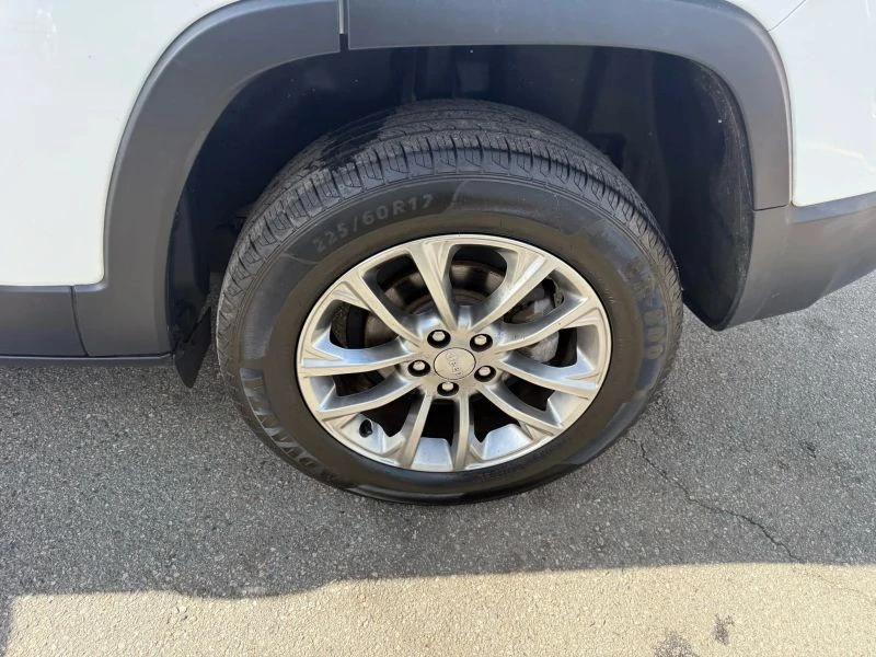 2020 Jeep KL Cherokee - Image 9 of 12