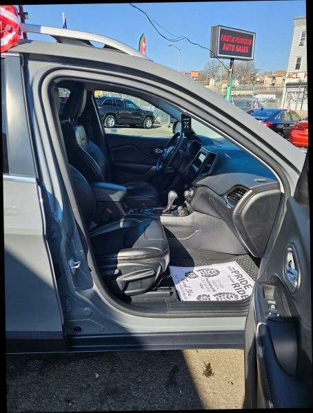 2020 Jeep KL Cherokee - Image 8 of 12