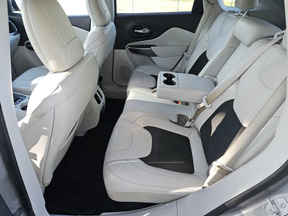 2020 Jeep KL Cherokee - Image 12 of 13