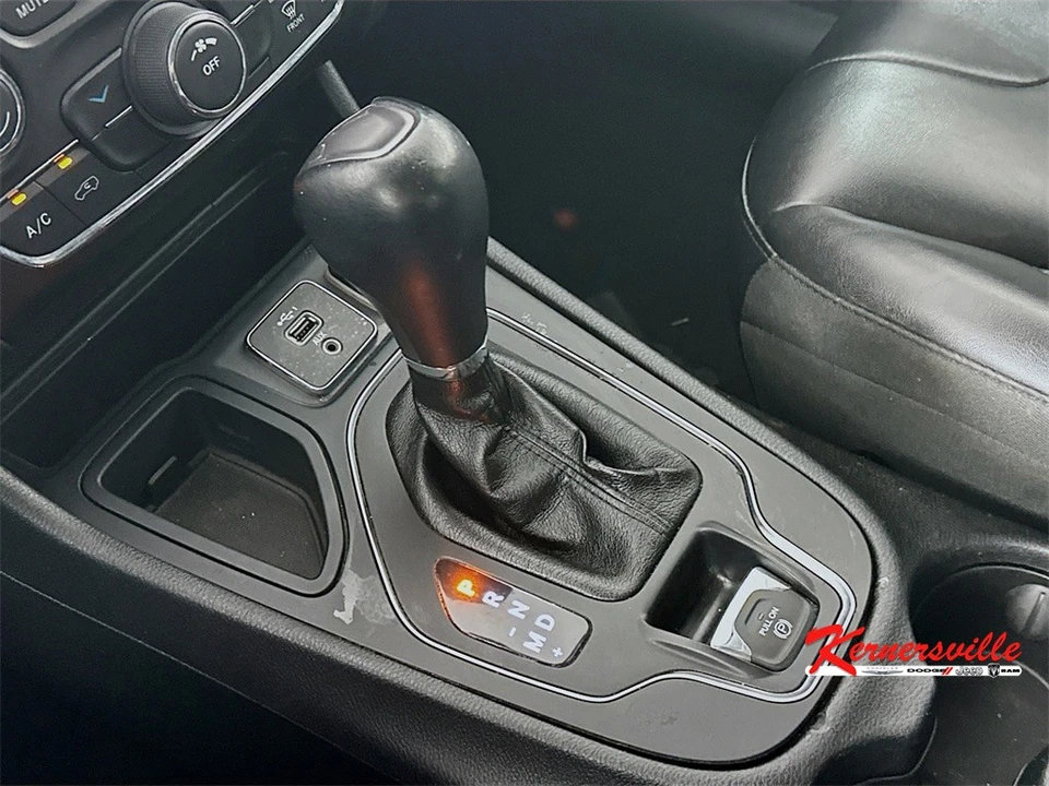 2020 Jeep KL Cherokee - Image 16 of 21
