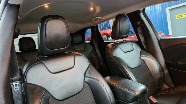 2020 Jeep KL Cherokee - Image 14 of 21