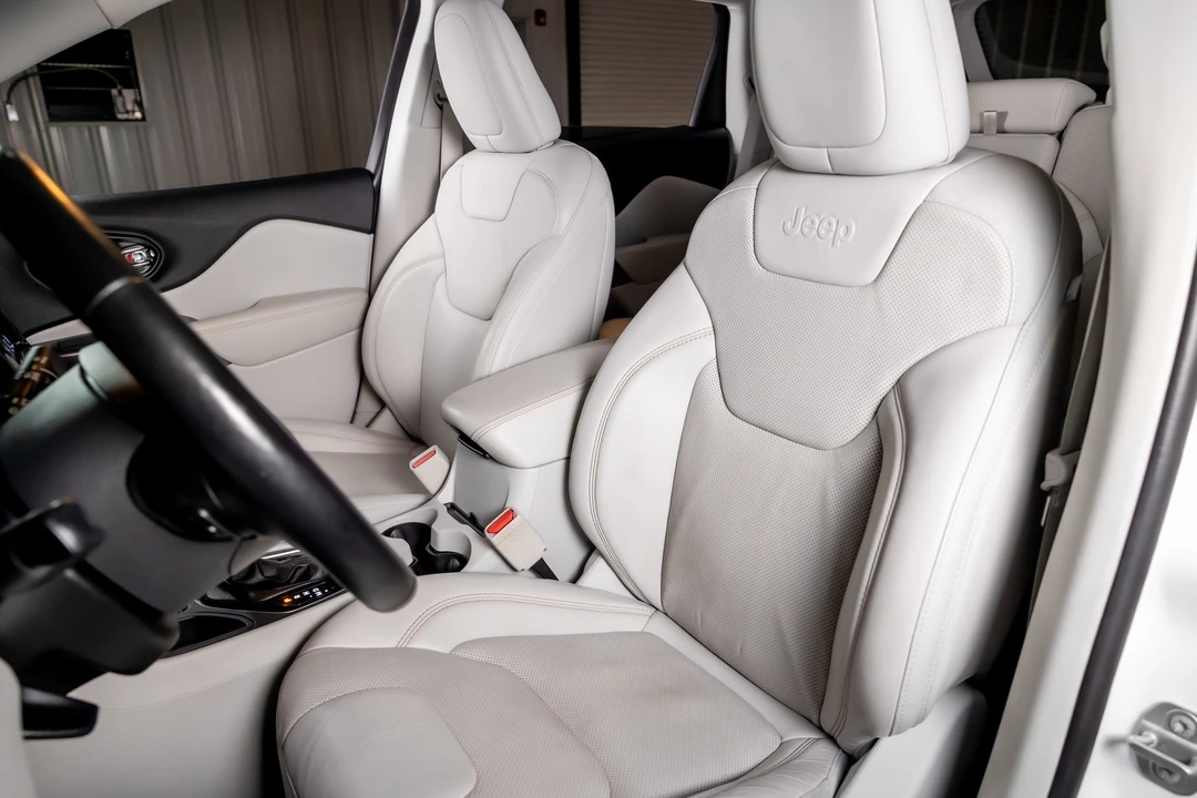 2020 Jeep KL Cherokee - Image 5 of 12