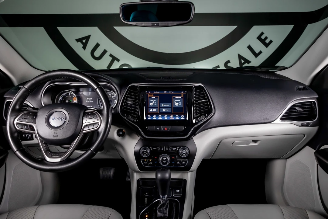 2020 Jeep KL Cherokee - Image 2 of 12