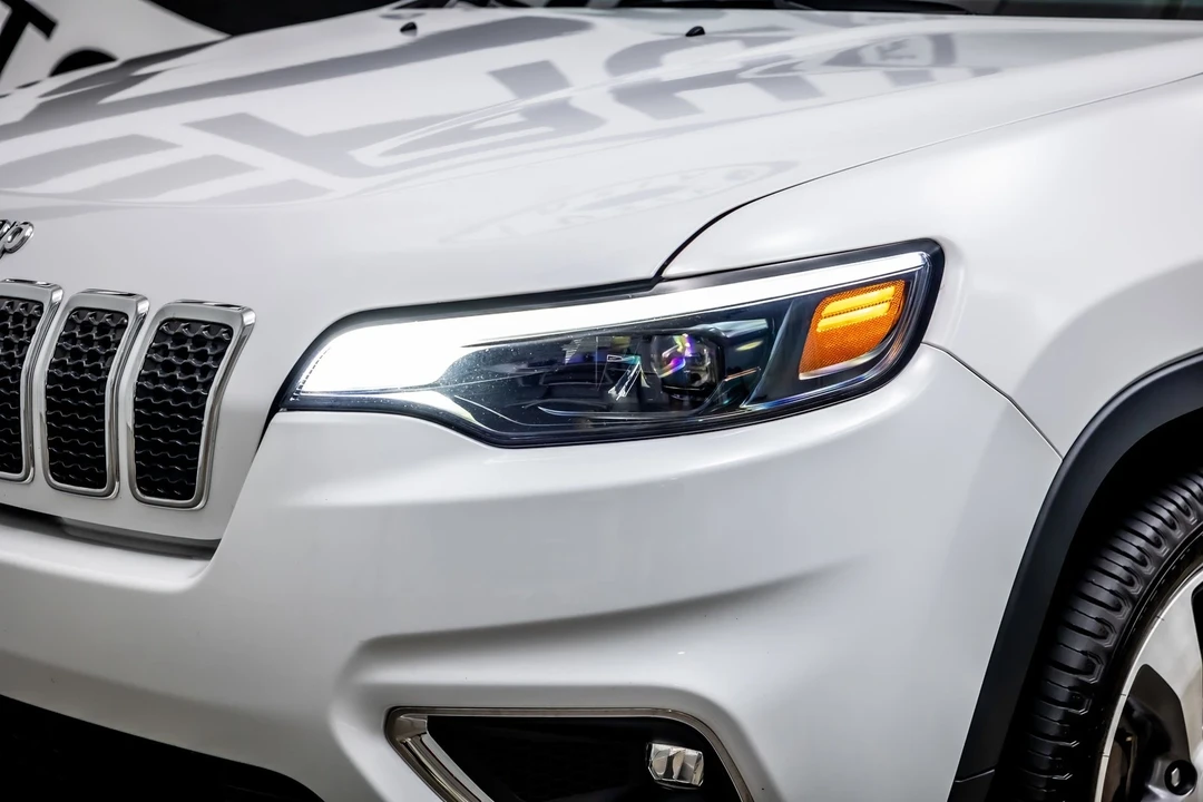 2020 Jeep KL Cherokee - Image 15 of 21
