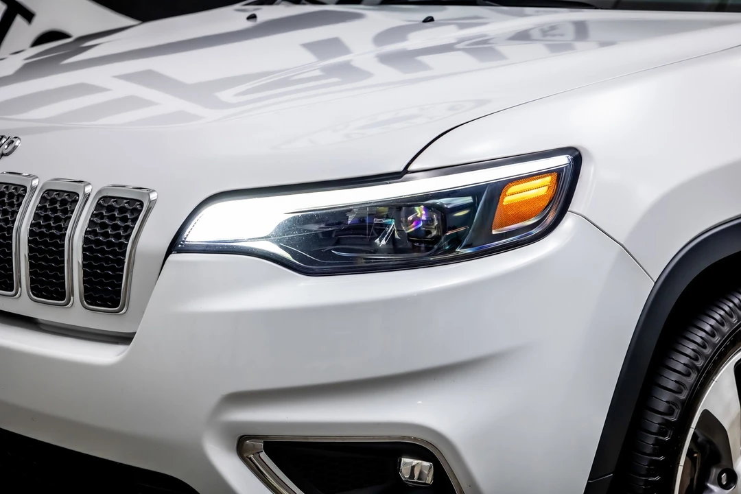 2020 Jeep KL Cherokee - Image 15 of 21