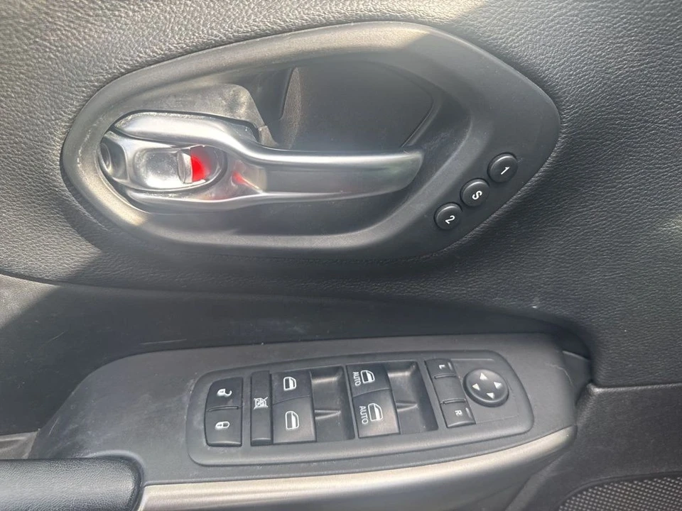 2020 Jeep KL Cherokee - Image 12 of 12