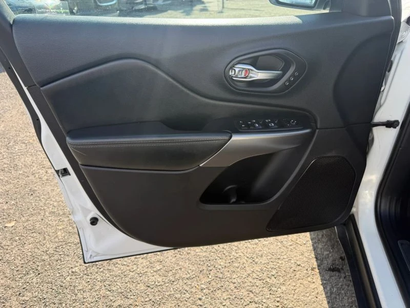 2020 Jeep KL Cherokee - Image 9 of 12