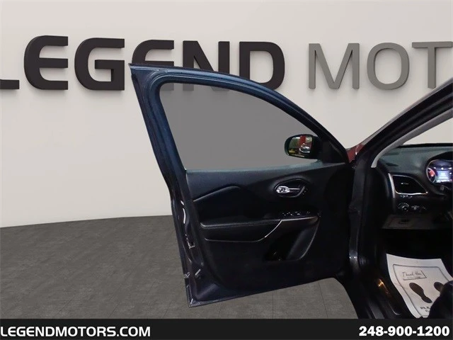2020 Jeep KL Cherokee - Image 11 of 12