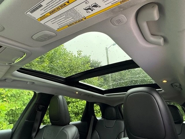 2020 Jeep KL Cherokee - Image 29 of 31