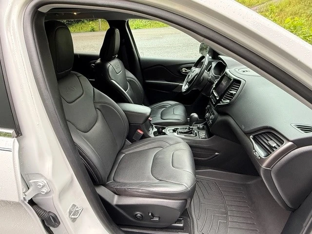 2020 Jeep KL Cherokee - Image 18 of 31