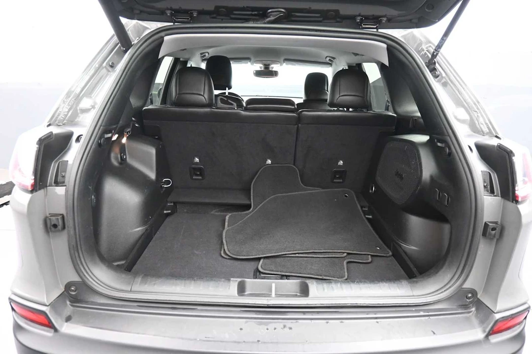 2020 Jeep KL Cherokee - Image 22 of 31