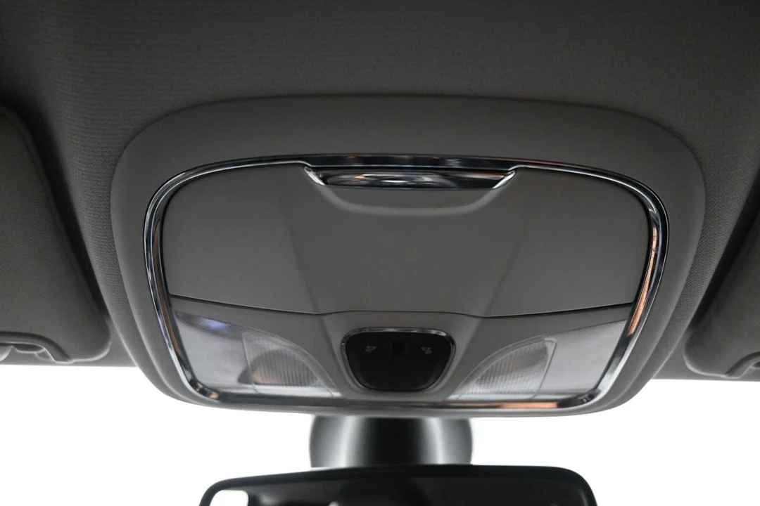 2020 Jeep KL Cherokee - Image 18 of 31