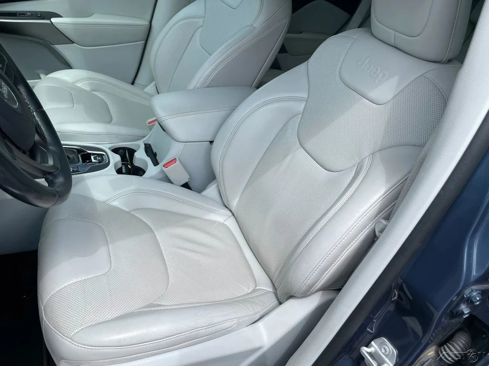 2020 Jeep KL Cherokee - Image 17 of 24