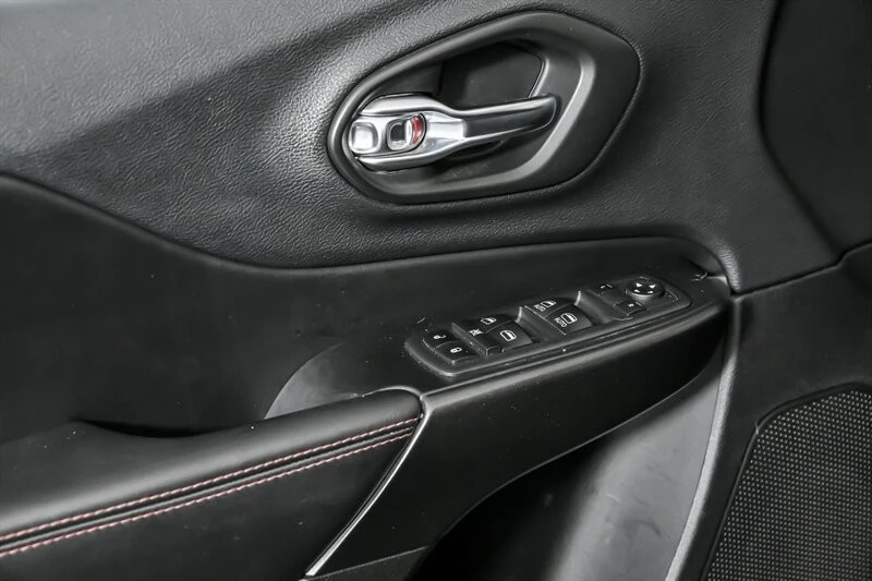 2020 Jeep KL Cherokee - Image 17 of 21