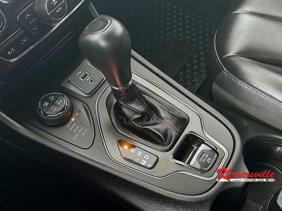 2020 Jeep KL Cherokee - Image 16 of 21