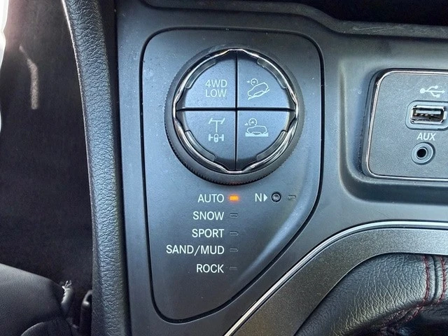 2020 Jeep KL Cherokee - Image 28 of 31
