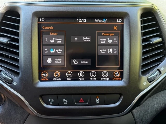 2020 Jeep KL Cherokee - Image 23 of 31