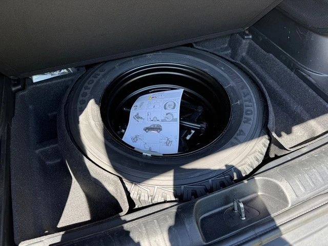 2020 Jeep KL Cherokee - Image 17 of 31