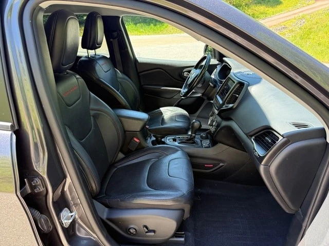 2020 Jeep KL Cherokee - Image 19 of 31