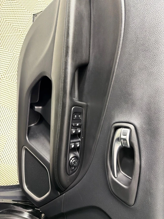 2020 Jeep Compass - Image 11 of 12