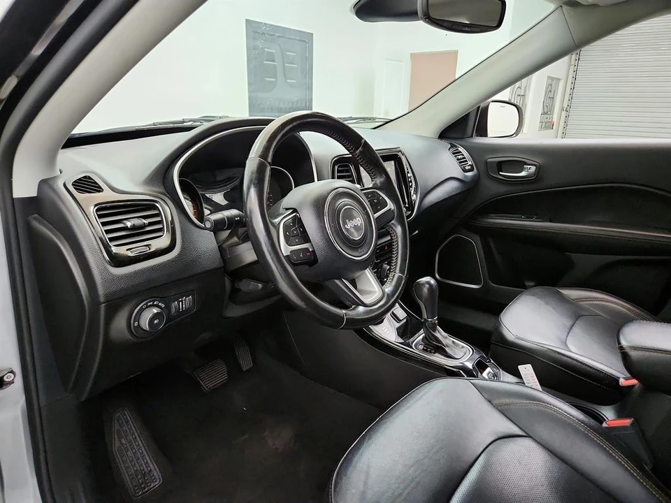 2020 Jeep Compass - Image 13 of 21