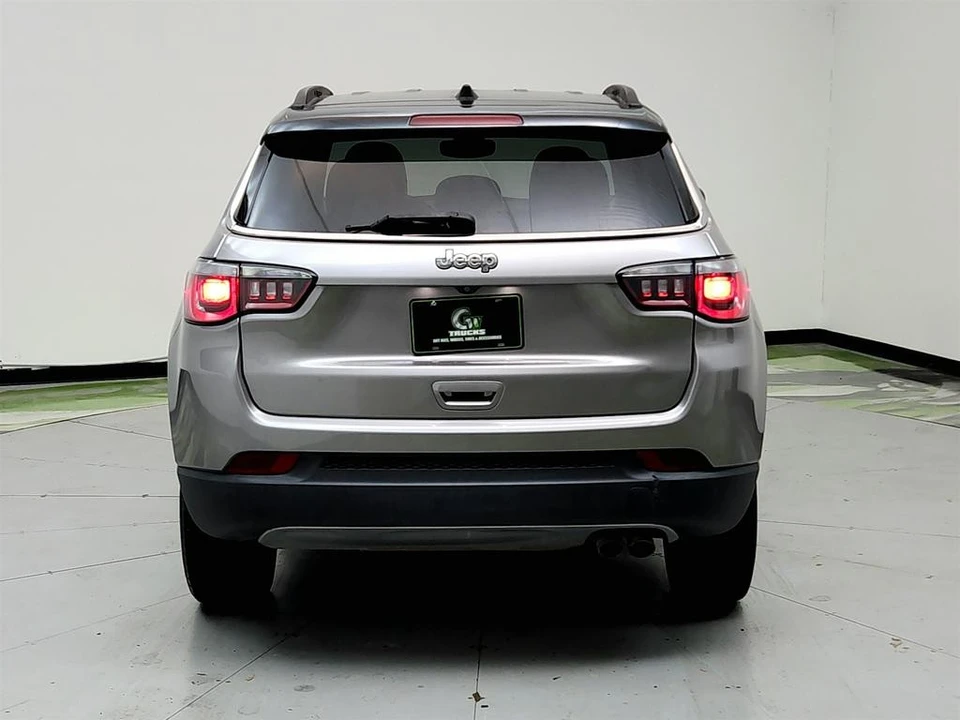 2020 Jeep Compass - Image 6 of 21