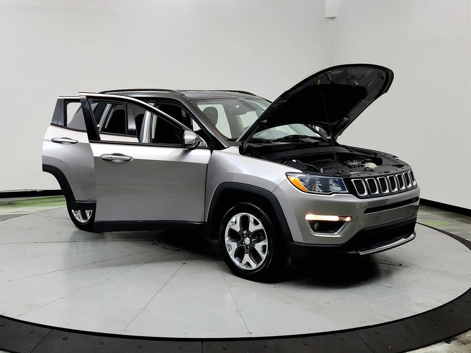 2020 Jeep Compass - Image 10 of 21