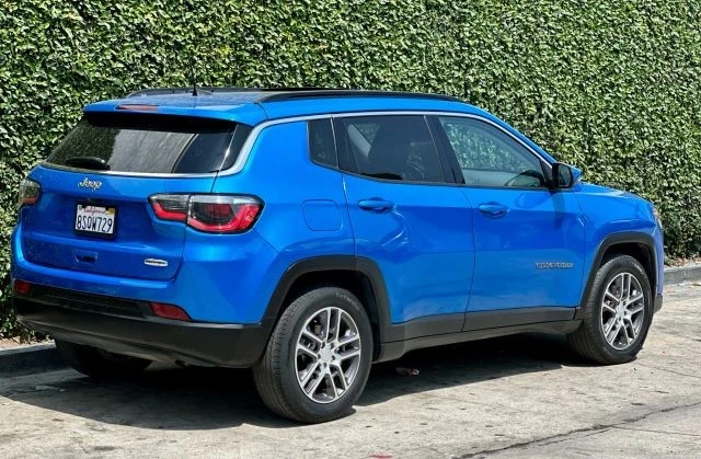 2020 Jeep Compass - Image 10 of 21