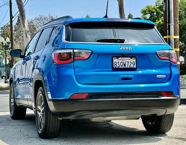 2020 Jeep Compass - Image 8 of 21