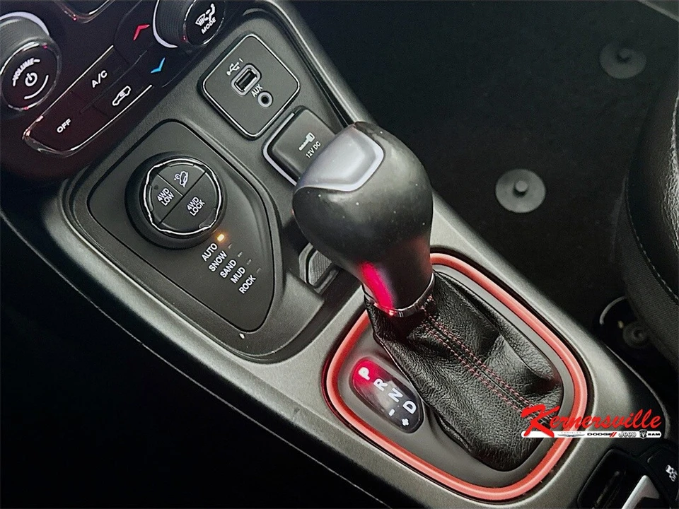 2020 Jeep Compass - Image 16 of 21