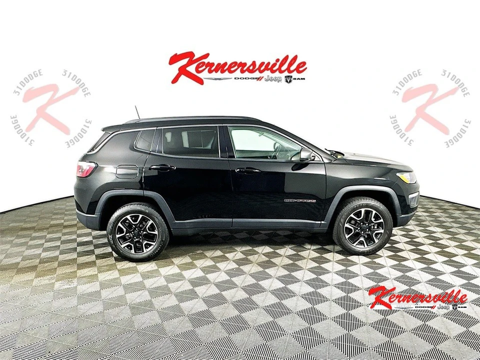 2020 Jeep Compass - Image 8 of 21