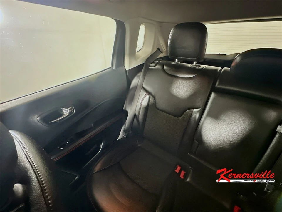 2020 Jeep Compass - Image 12 of 21