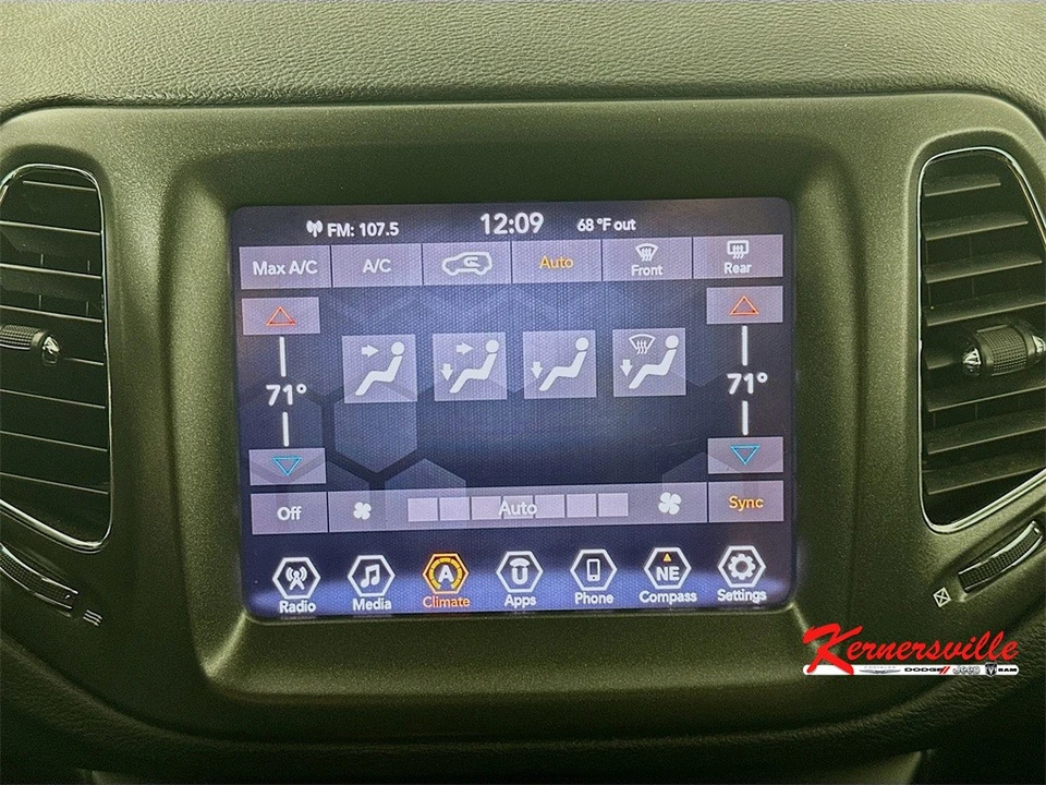 2020 Jeep Compass - Image 18 of 21