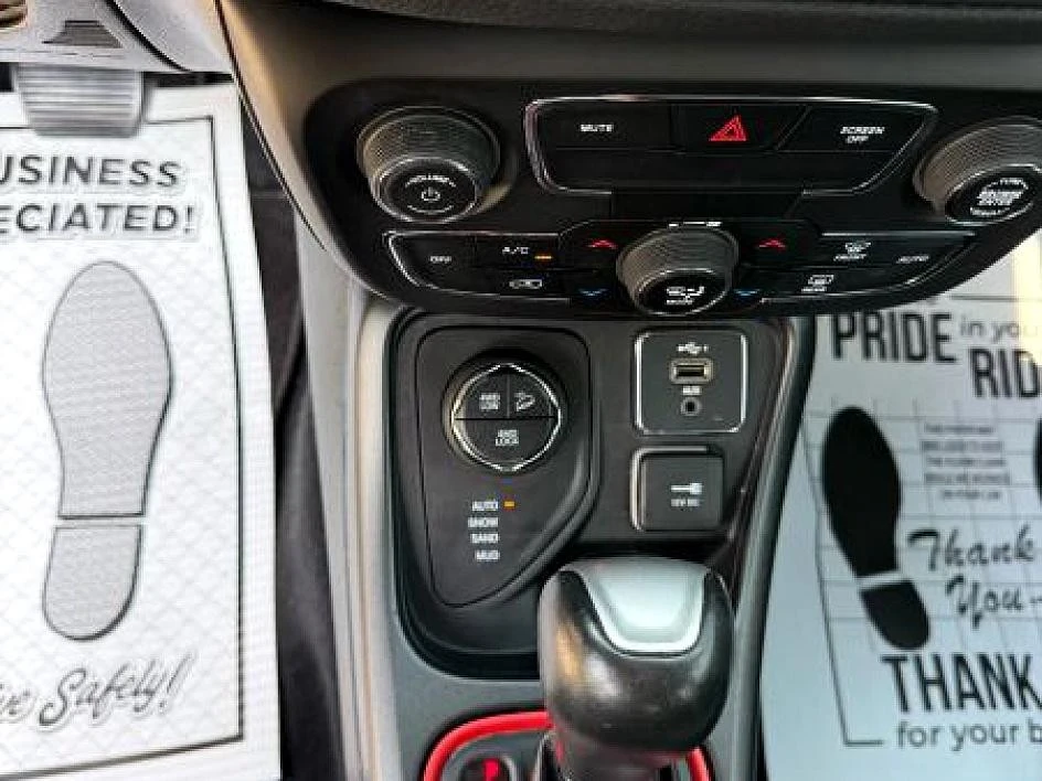 2020 Jeep Compass - Image 12 of 21