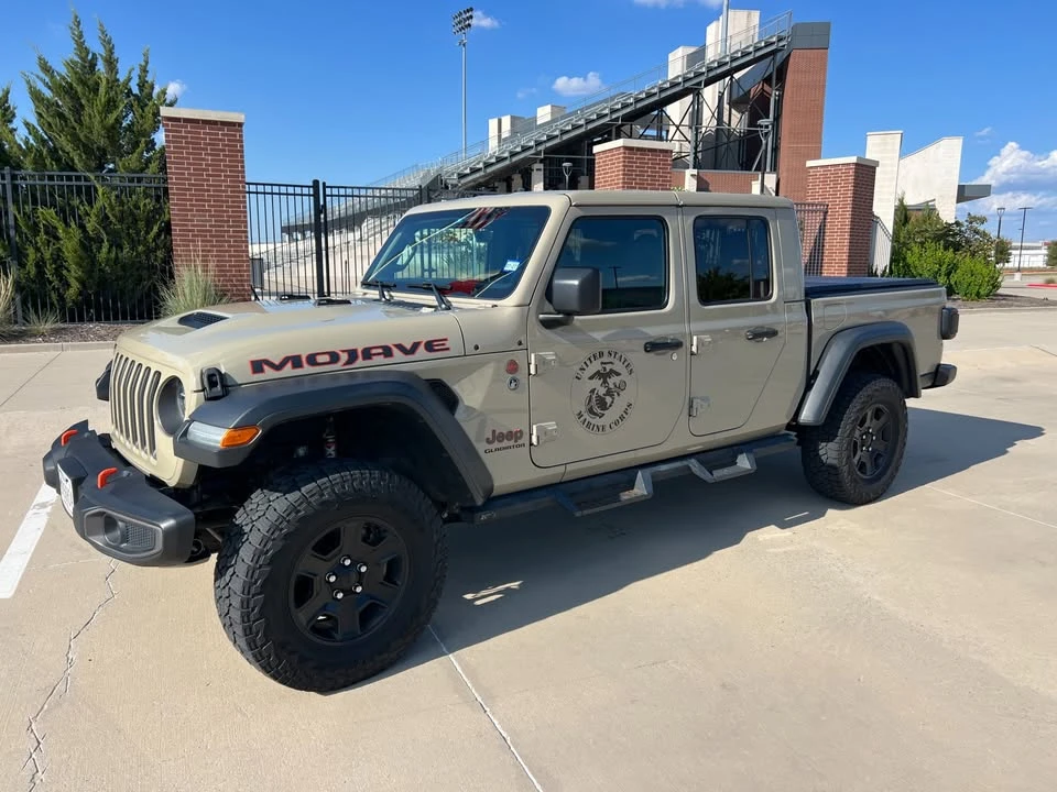 2020 Jeep JT Gladiator - Image 2 of 20