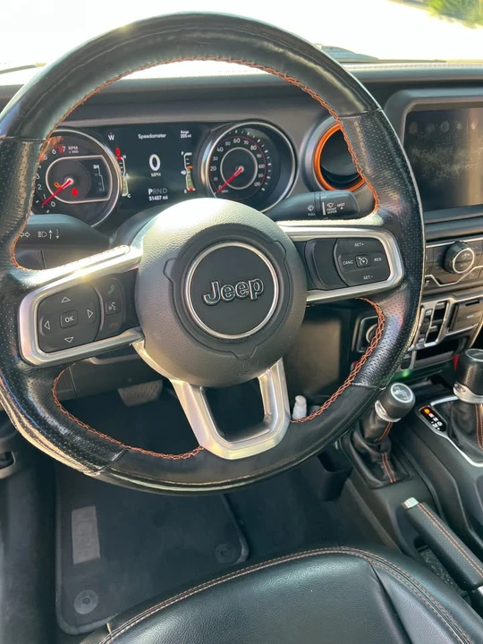 2020 Jeep JT Gladiator - Image 11 of 20