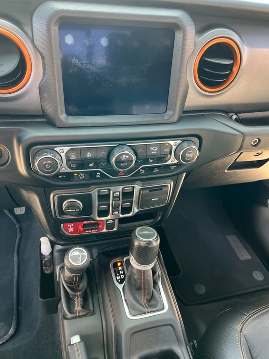 2020 Jeep JT Gladiator - Image 9 of 20