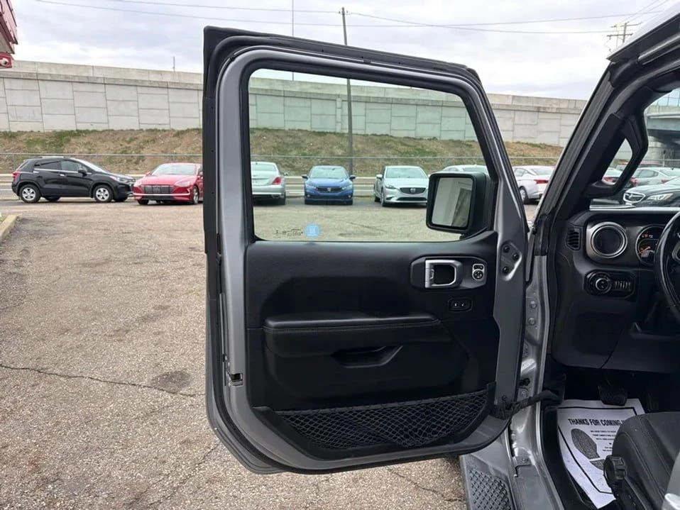2020 Jeep JT Gladiator - Image 8 of 18