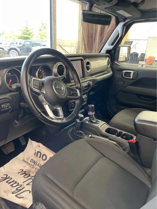 2020 Jeep JT Gladiator - Image 9 of 11