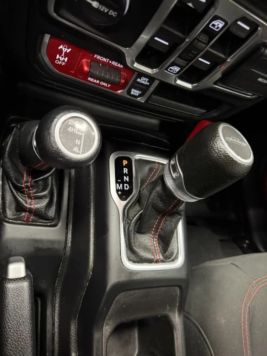 2020 Jeep JT Gladiator - Image 18 of 20