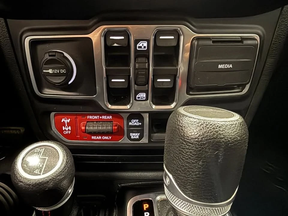 2020 Jeep JT Gladiator - Image 19 of 20
